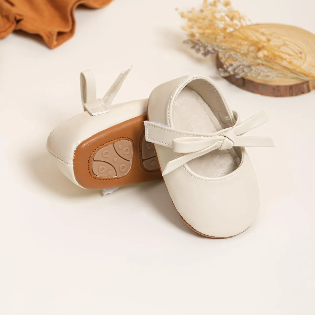 Baby Girls Soft Princess Dress Flats Shoes Infant Wedding Mary Jane Anti-Slip First Walker Newborn Shoe Baptism Christening Texture Sole Sneaker Shoes
