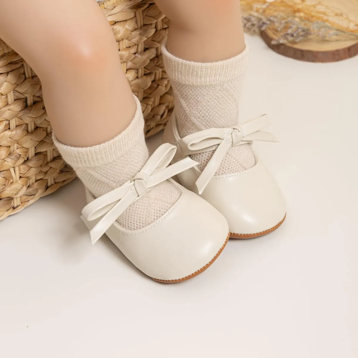 Baby Girls Soft Princess Dress Flats Shoes Infant Wedding Mary Jane Anti-Slip First Walker Newborn Shoe Baptism Christening Texture Sole Sneaker Shoes