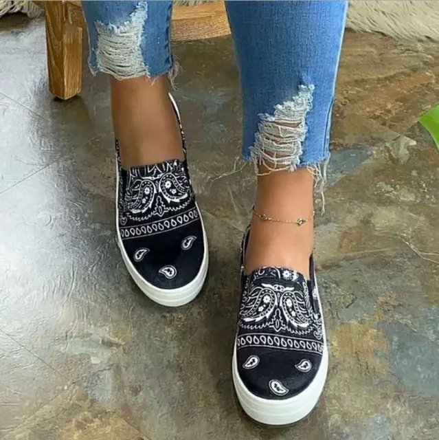 Bandana Print Casual Slip-on