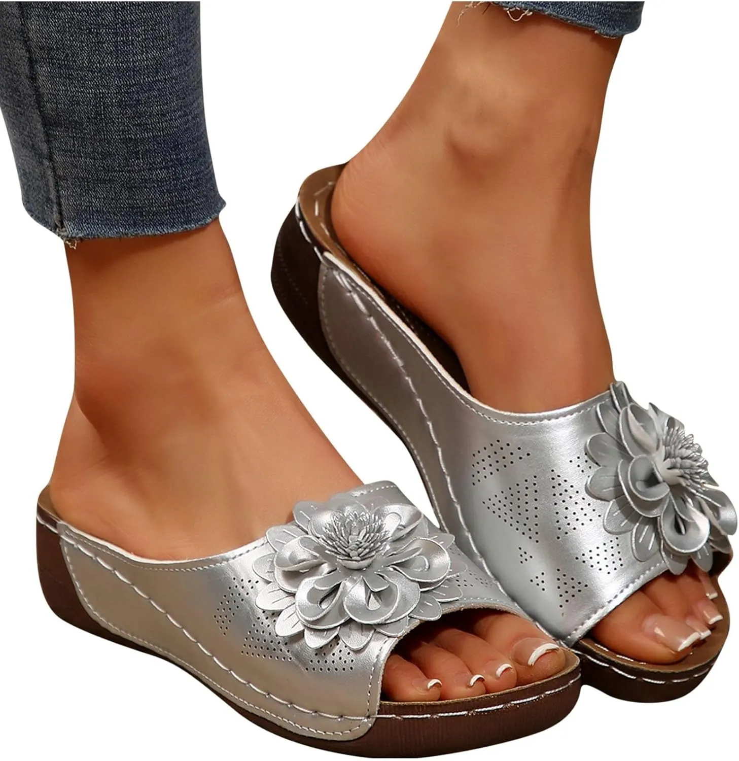 Boho Flower Decor Slide Sandals for Women Summer Outdoor Arch Support Slides Comfort Low Wedge Slippers Beach Sandal