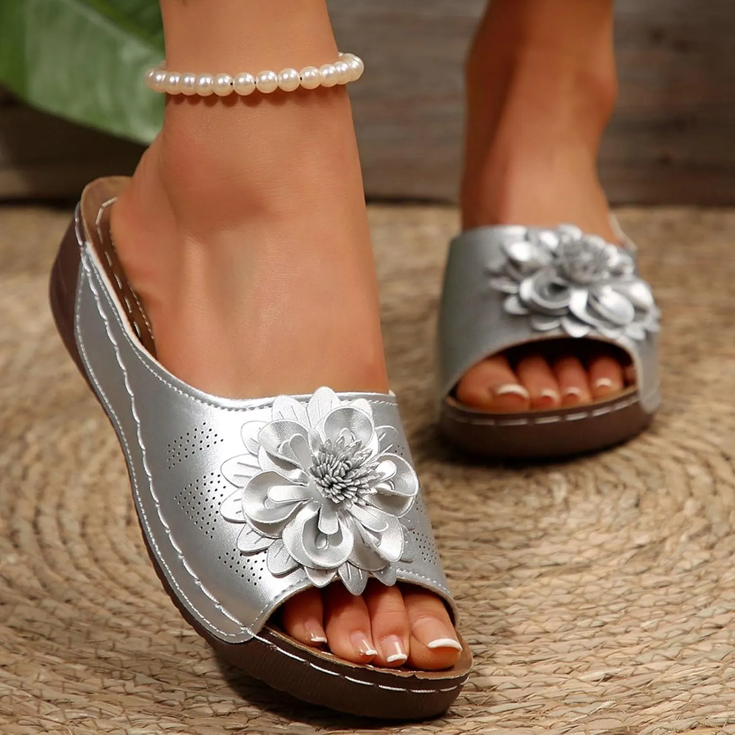 Boho Flower Decor Slide Sandals for Women Summer Outdoor Arch Support Slides Comfort Low Wedge Slippers Beach Sandal