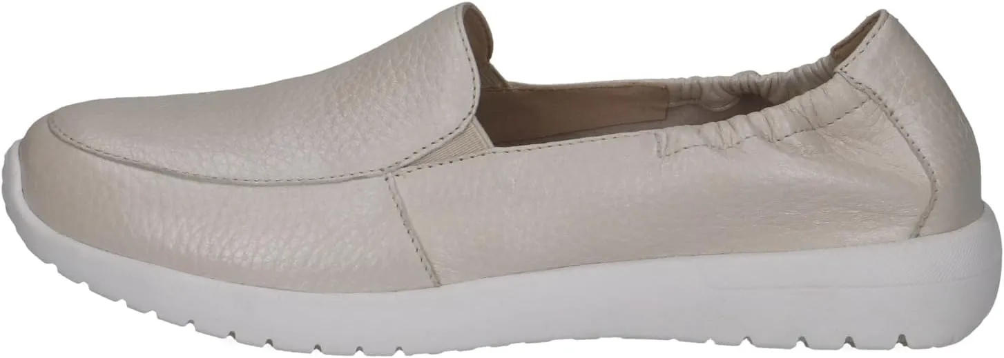 CAPRICE Women's Loafer Flat