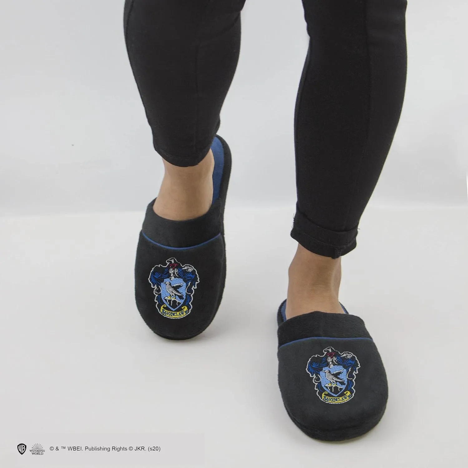 Cinereplicas Harry Potter - Deluxe Slippers Gryffindor/Hufflepuff/Slytherin/Ravenclaw- Official License