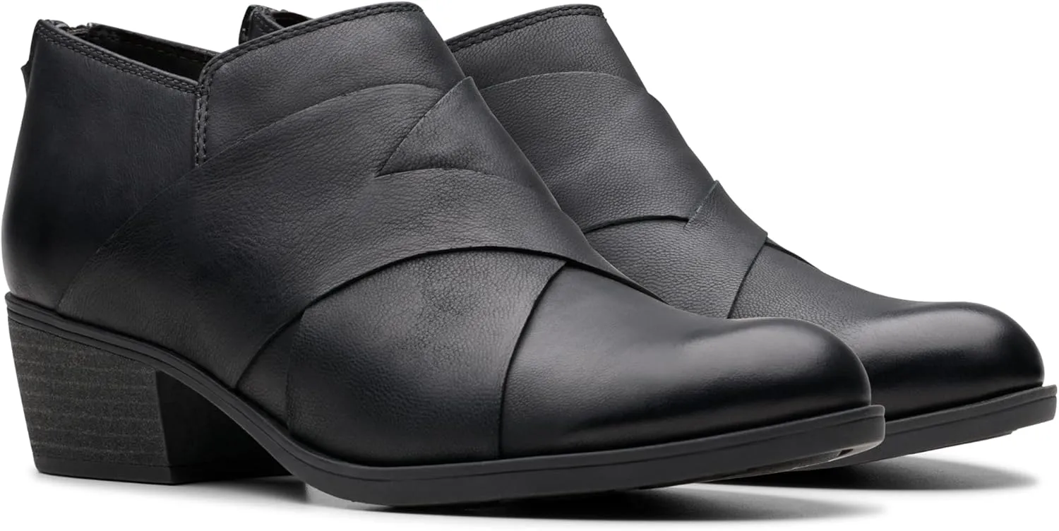 Clarks Women's Charlten Gema Loafer