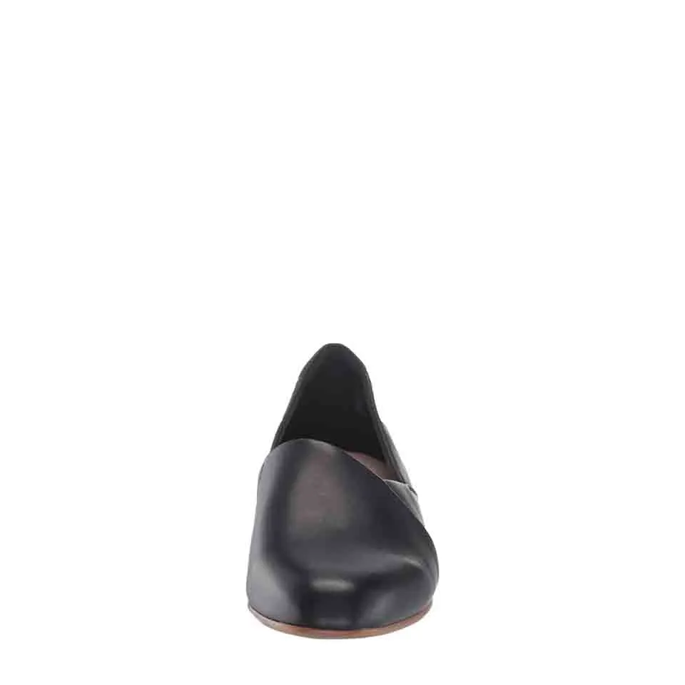 Clarks Women's Juliet Palm Black Leather