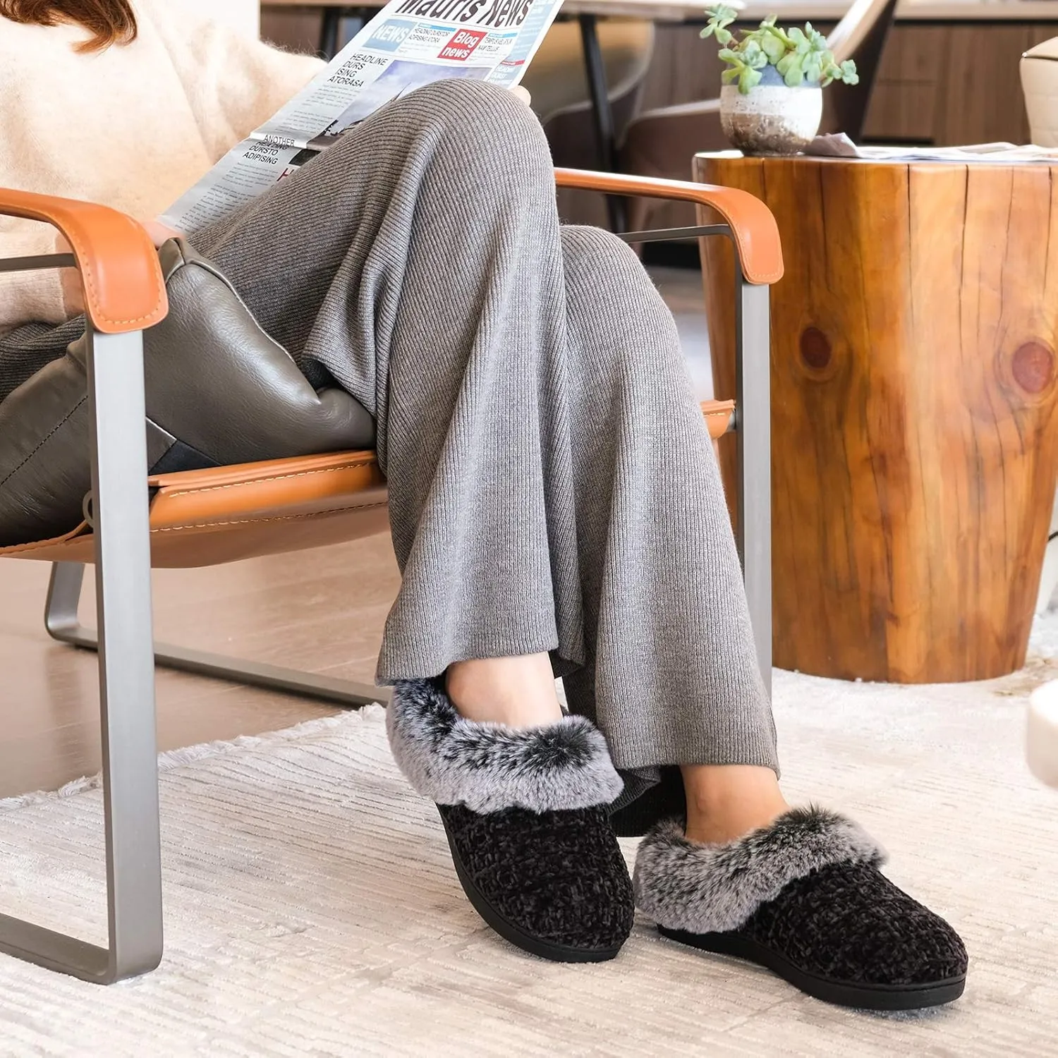DL Women's Memory Foam Moccasin Slippers Micro Suede with Breathable Faux Fur Lining Slip On House Shoes Micro Indoor & Outdoor