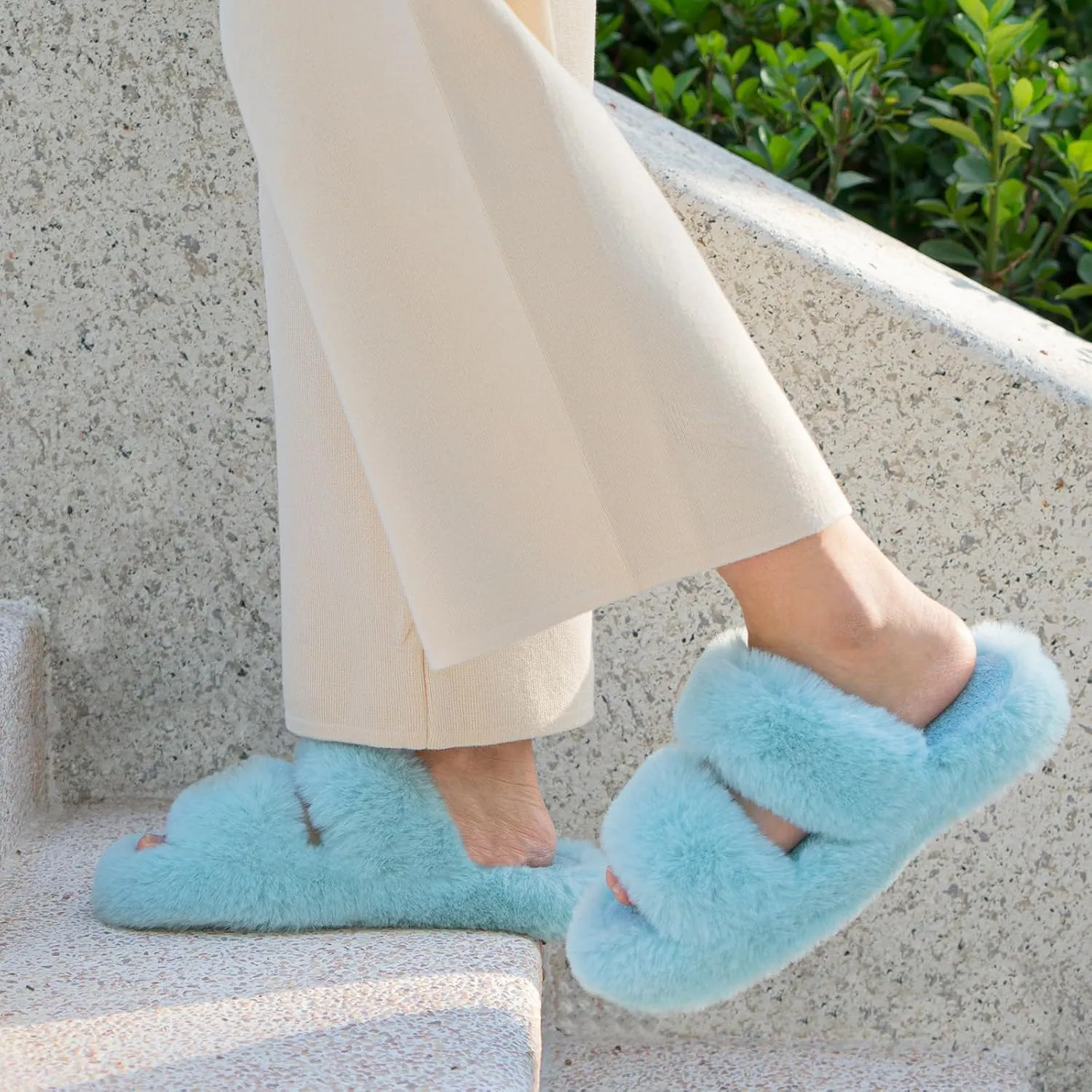 FamilyFairy Women's Fluffy Faux Fur Slippers Comfy Open Toe Two Band Slides with Fleece Lining and Rubber Sole