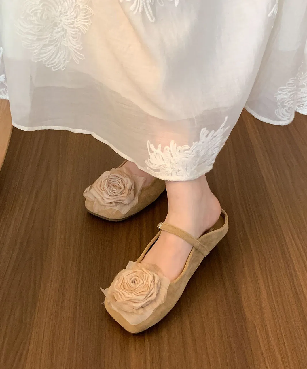 Französische Bequeme Blumige Splicing Braune Wildleder Rutsch-Sandalen
