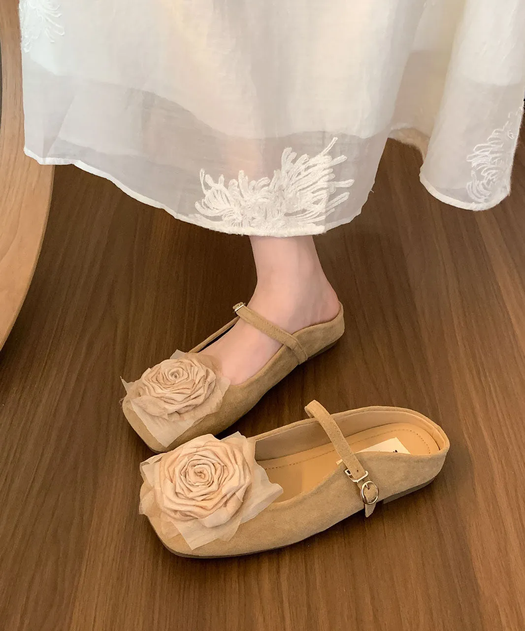 Französische Bequeme Blumige Splicing Braune Wildleder Rutsch-Sandalen