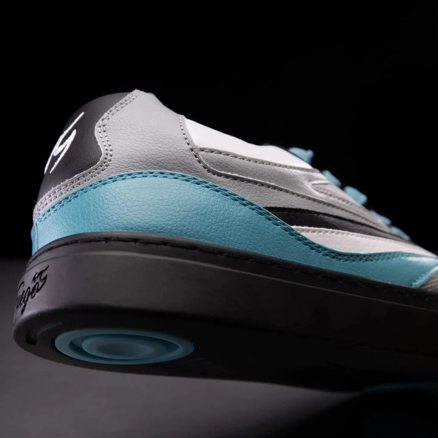 Fuego Sneakers BDash Low-top Performance Low-Tops for Dancers