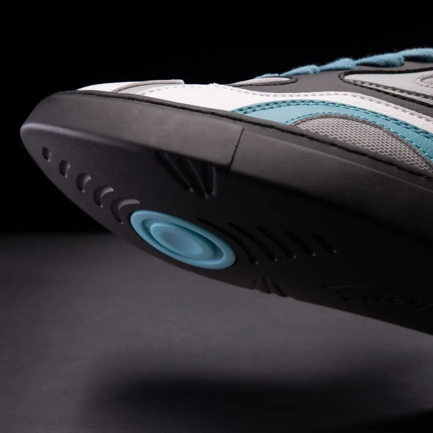 Fuego Sneakers BDash Low-top Performance Low-Tops for Dancers