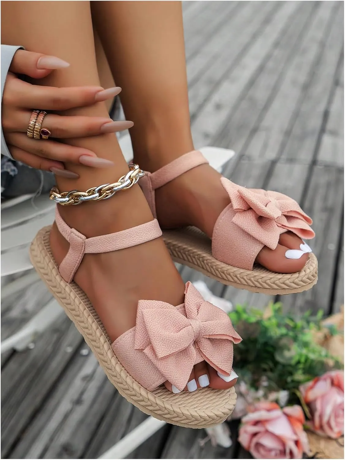 GORGLITTER Women's Bow Braided Flat Sandals Open Toe Lightweight Vacation Beach Slide Sandals
