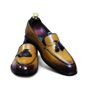 Handmade Tan Color Genuine Cow-Hide Leather Tussles Moccasins Shoes For Men, Slip On Loafers Shoes For Mens
