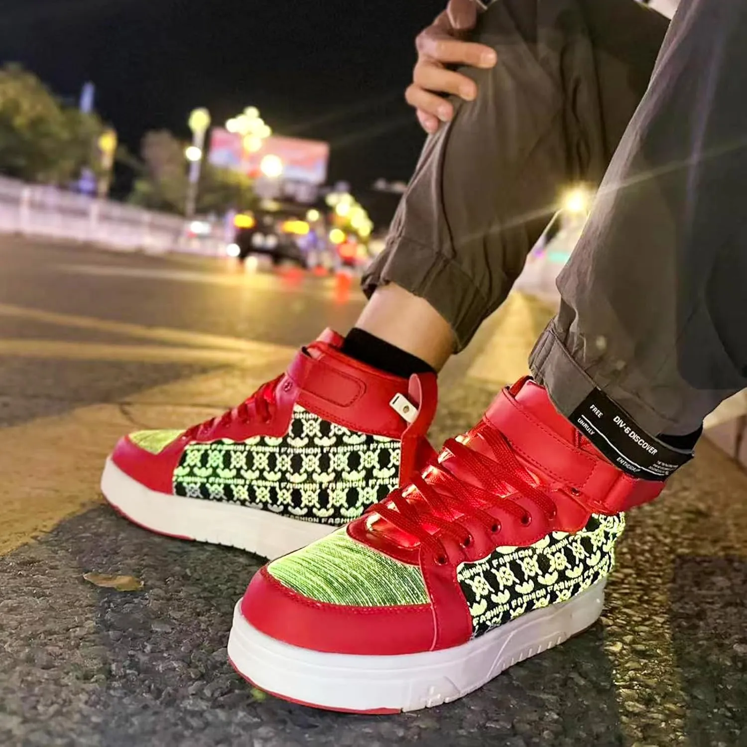 Hot Dingding Fiber Optic LED Shoes for Women Men Light Up Sneakers for Adult USB Charging Flashing Luminous Trainers Shoes