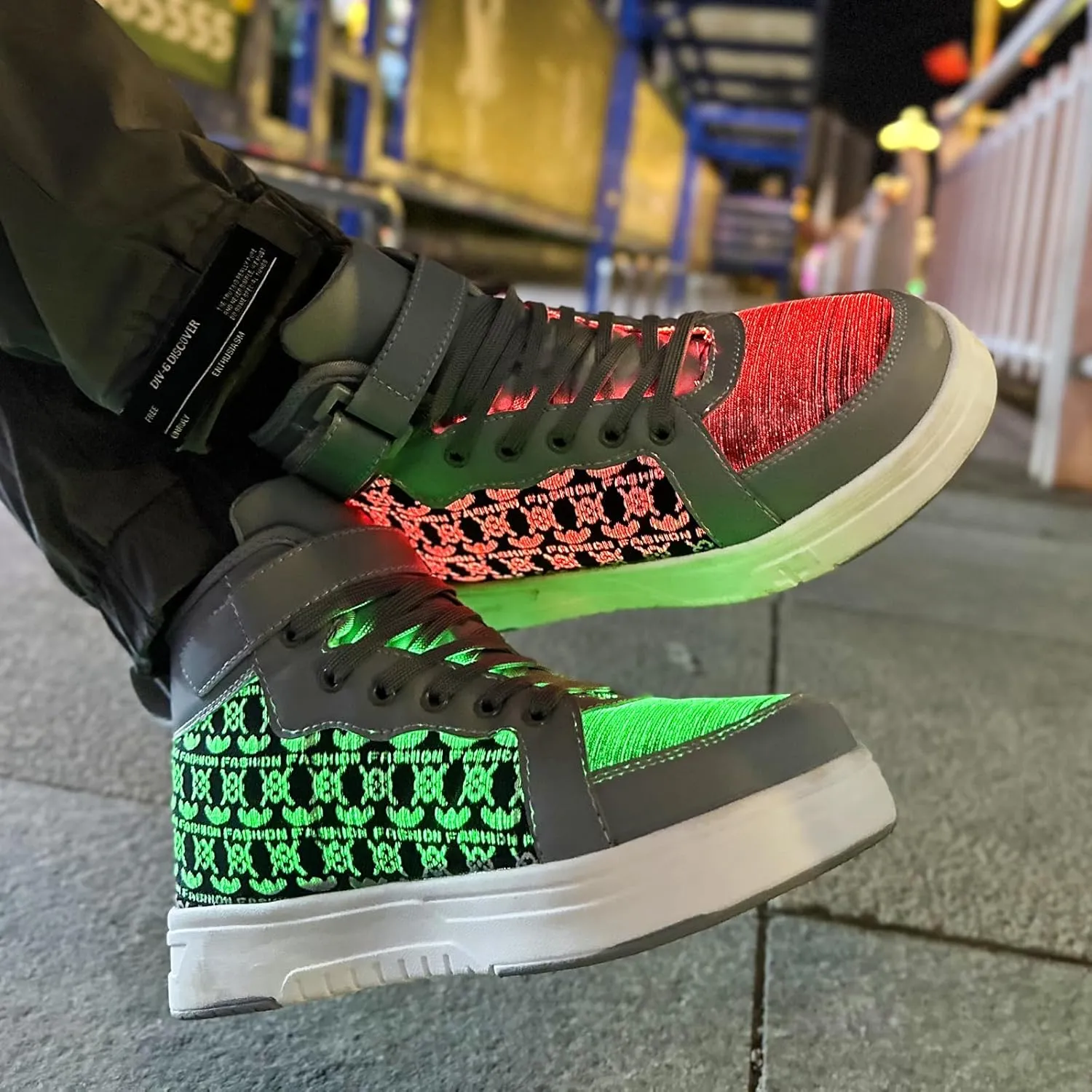 Hot Dingding Fiber Optic LED Shoes for Women Men Light Up Sneakers for Adult USB Charging Flashing Luminous Trainers Shoes