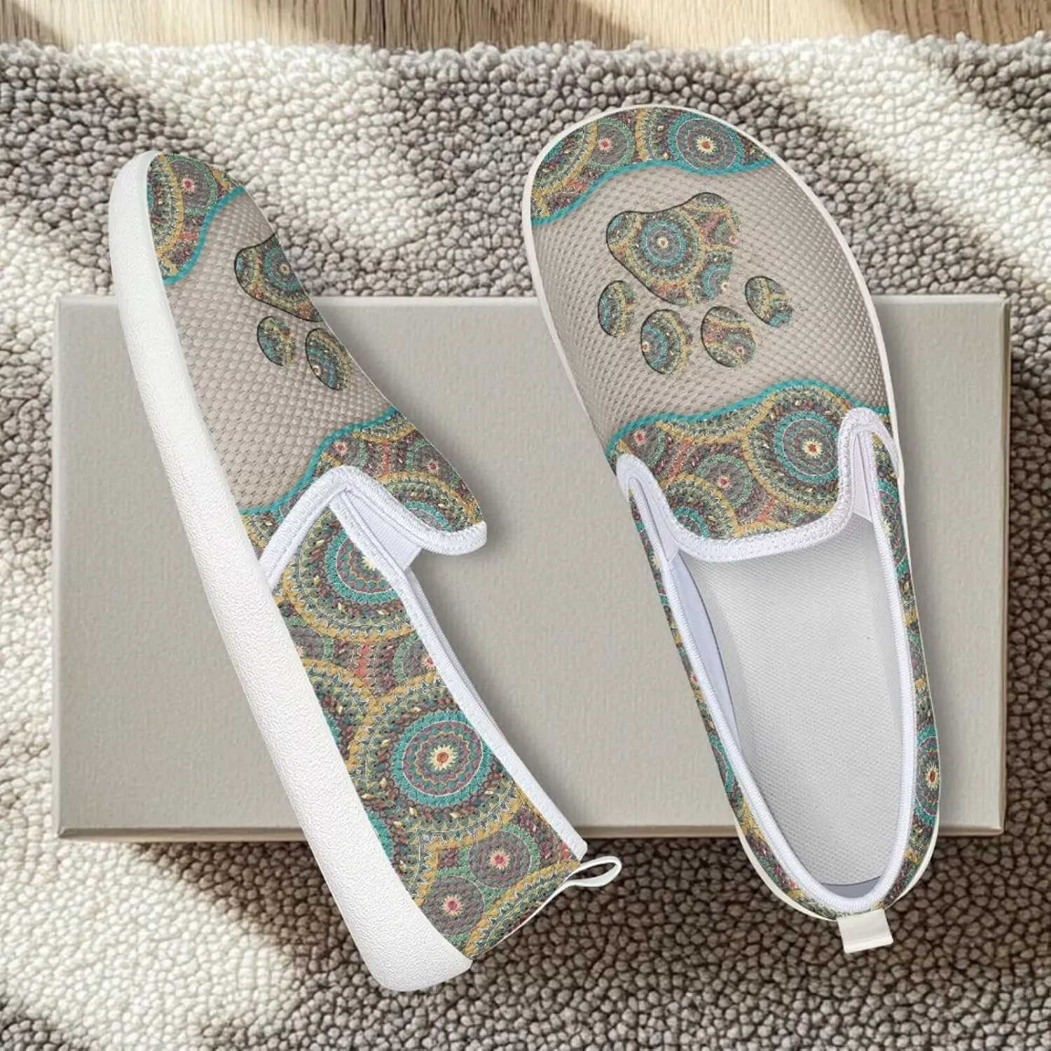 Howilath Western Aztec Print Mesh Sneakers Women Slip on Loafers Casual Breathable Shoes Walking Shoes