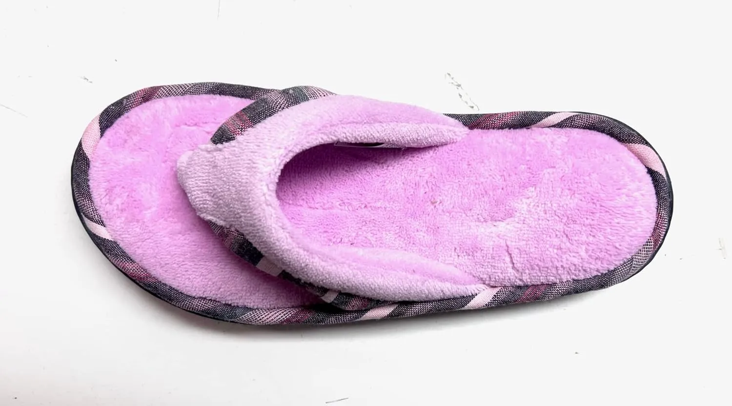 isotoner Womens Microterry Vented Slide
