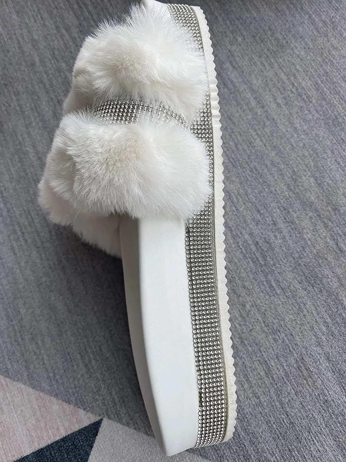JITUUE light Slide Slippers for women Slip On heel Flats Platform with Faux Fur Rhinestone Outdoor Indoor Open Toe Sandals