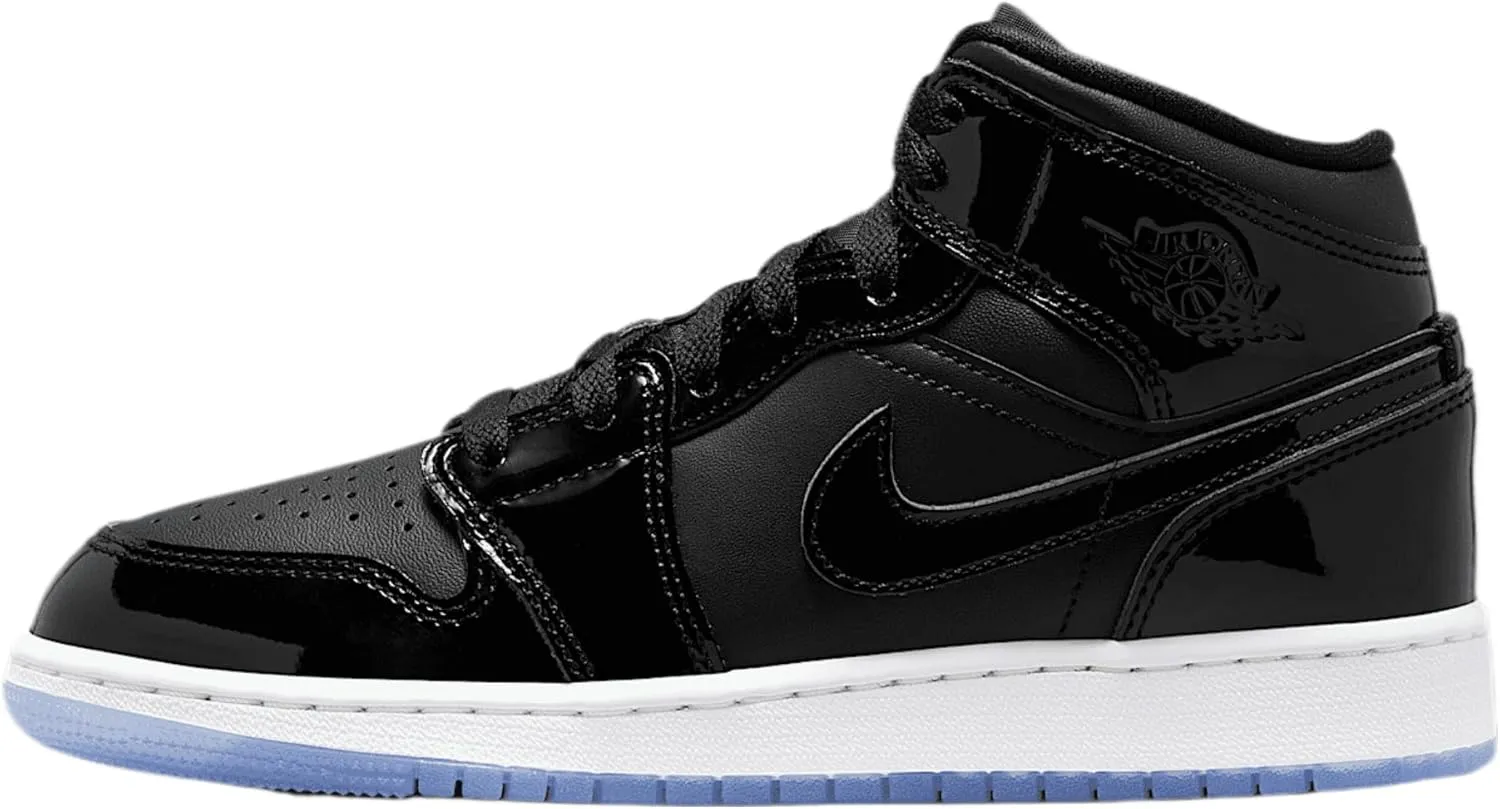 Jordan Boy's Air 1 Mid SE (Big Kid) Black/Dark Concord/White 5 Big Kid M