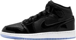 Jordan Boy's Air 1 Mid SE (Big Kid) Black/Dark Concord/White 5 Big Kid M