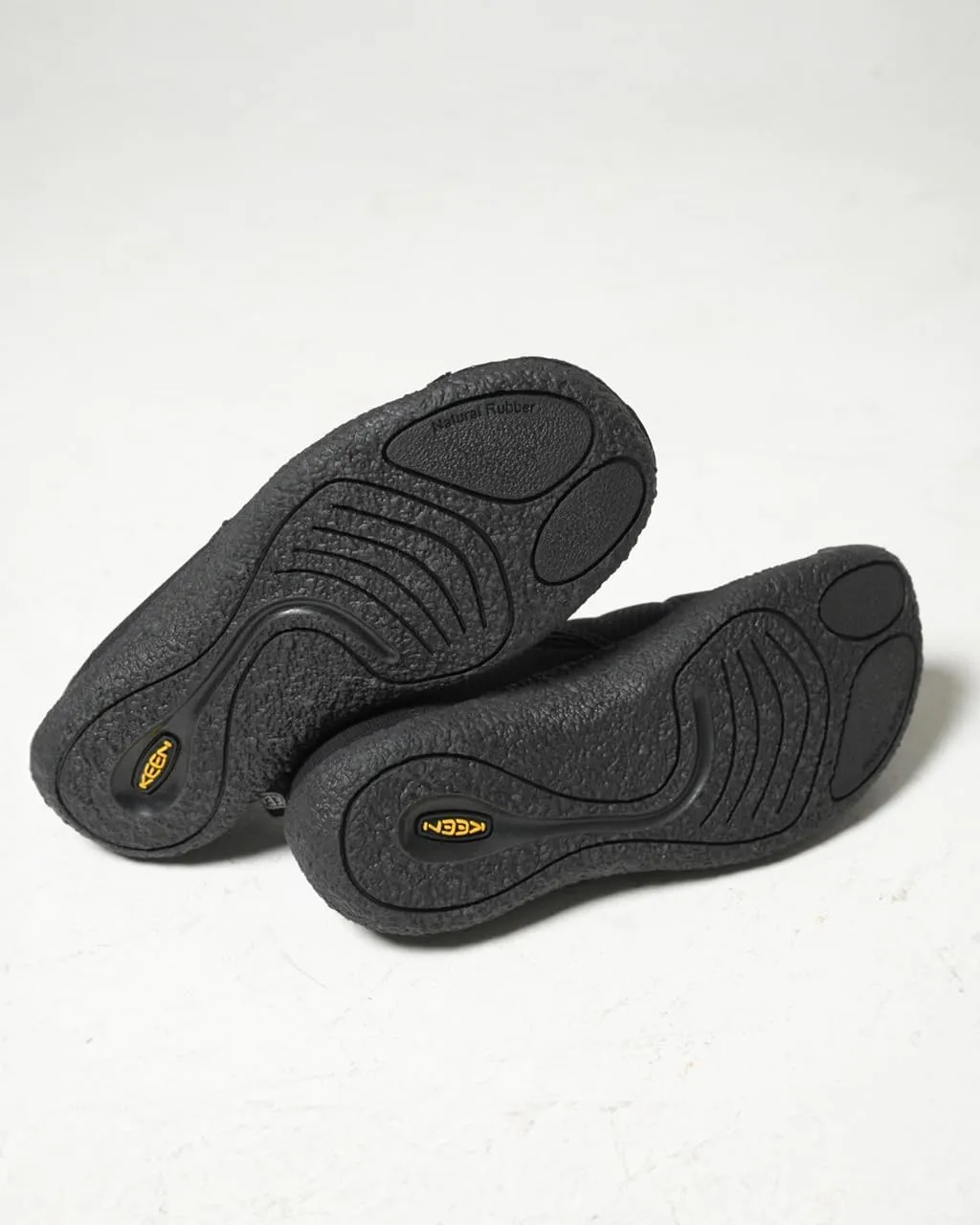 KEEN Women's Howser 2 Casual Comfy Durable Slippers