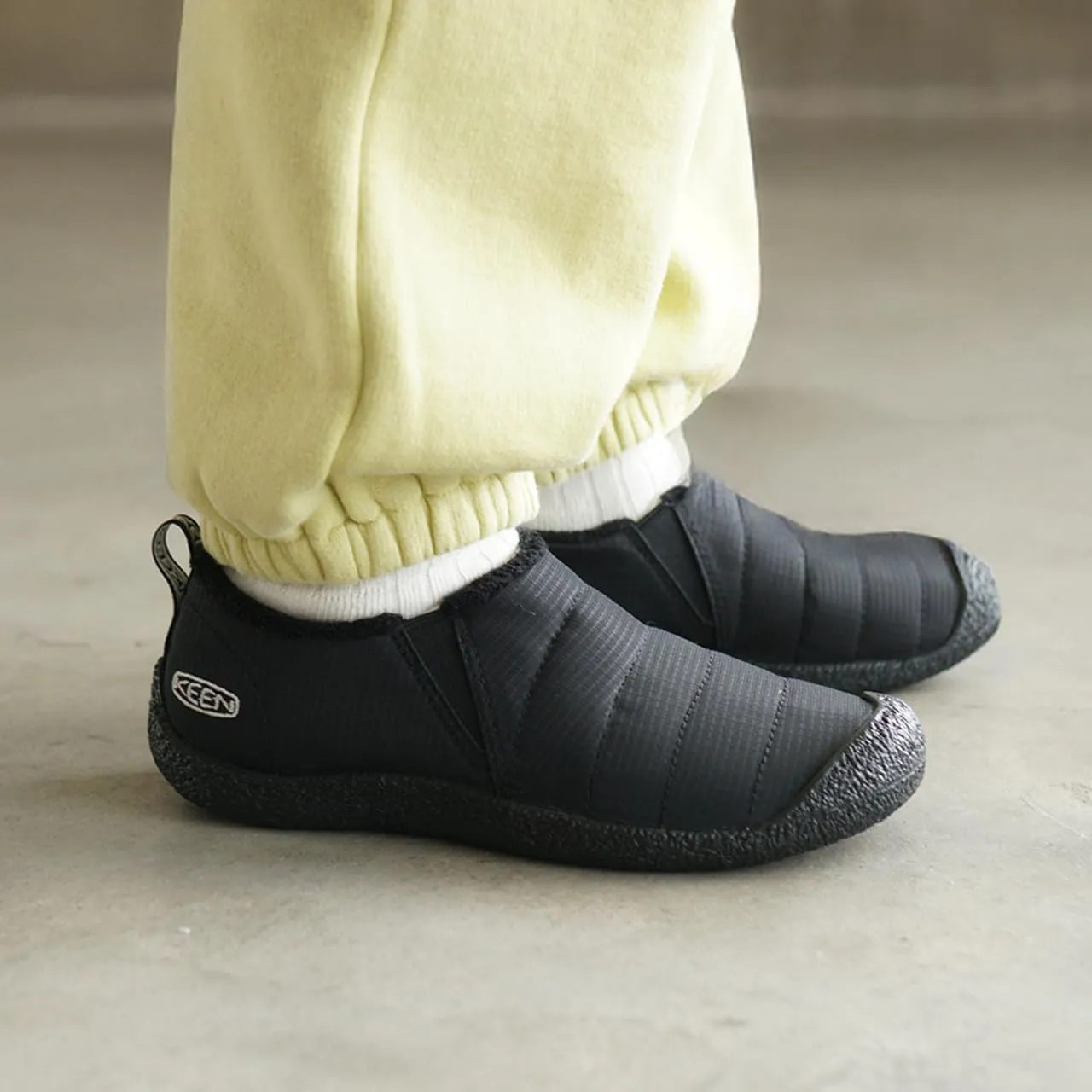 KEEN Women's Howser 2 Casual Comfy Durable Slippers