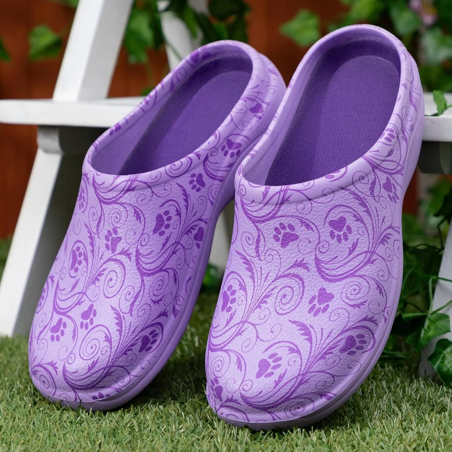 Lightweight Paw Print Garden Clogs Comfortable & Breathable Slip-On Shoes for Gardening