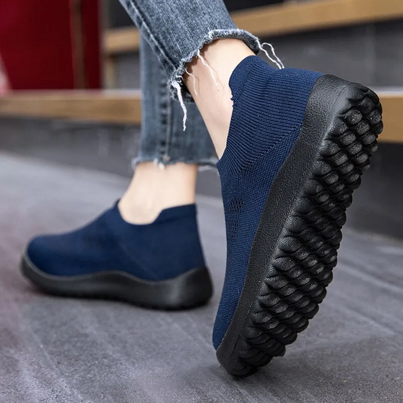 Lightweight Slip-on Sneakers
