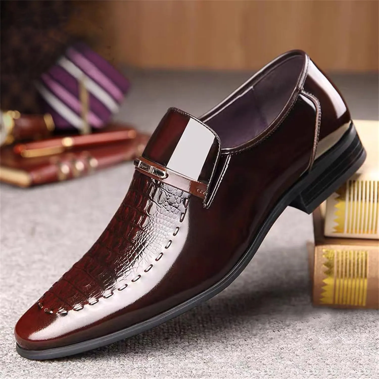 Men Wedding Tuxedo Shoes Crocodile Printed Formal Oxfords Shoes Pointed Toe Slip-on Patent Leather Dress Shoes