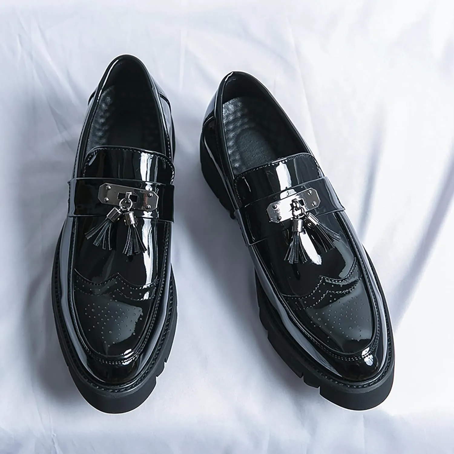 Men's Patent Leather Brogue Tassel Platform Loafers Comfortable Round Toe Slip-On Lug Sole Dress Shoes for Business Party Daily Wear