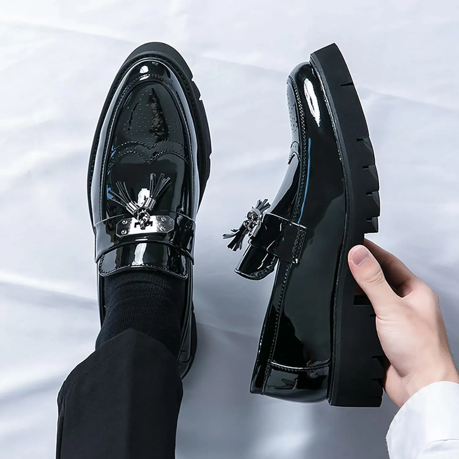 Men's Patent Leather Brogue Tassel Platform Loafers Comfortable Round Toe Slip-On Lug Sole Dress Shoes for Business Party Daily Wear