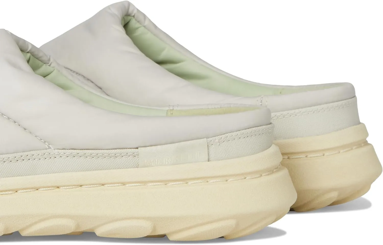 Merrell Women's Hut Moc 2 Quilted Slide Slipper