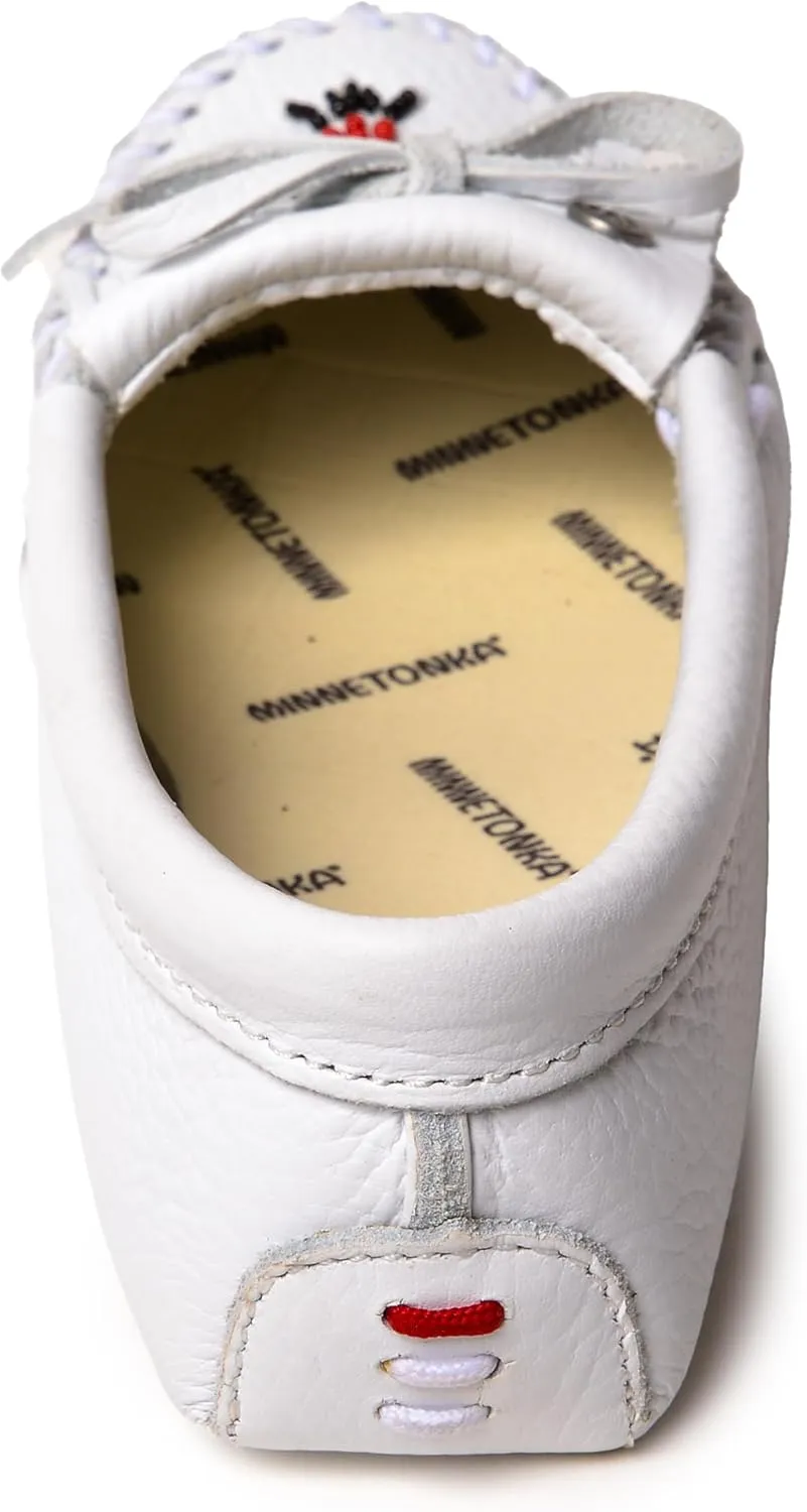 Minnetonka Women's Thunderbird Soft Leather Sole Moccasin