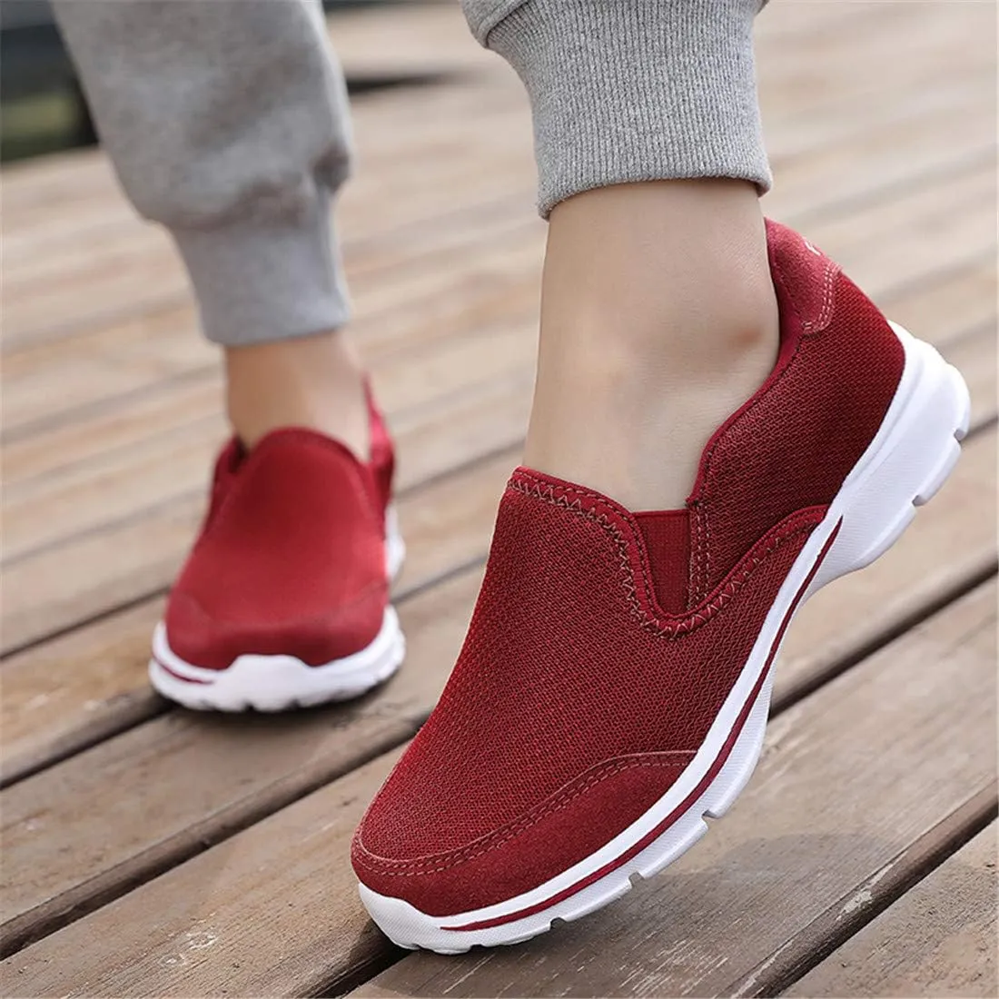 MizHome Women's Non Slip Athletic Walking Shoes Breathable Mesh Slip-on Sneakers