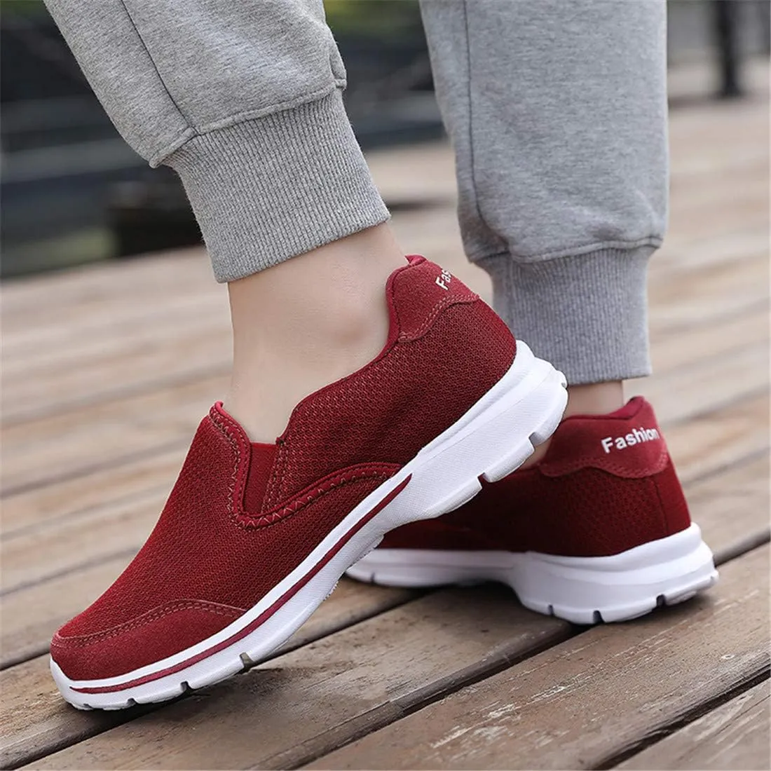 MizHome Women's Non Slip Athletic Walking Shoes Breathable Mesh Slip-on Sneakers