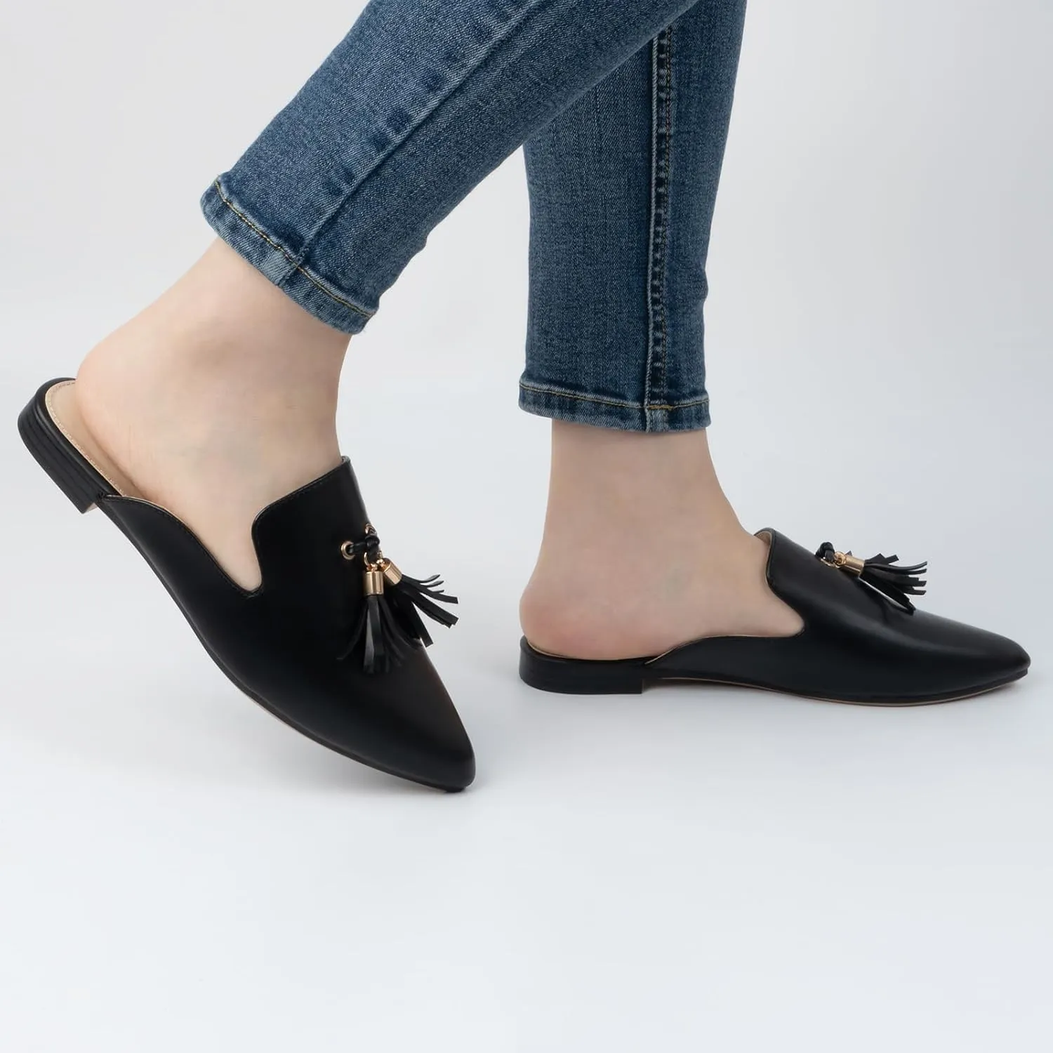 MUSSHOE Mules for Women Comfortable Pointed Toe Backless Slip-on Slides Loafer Flats with Tassels