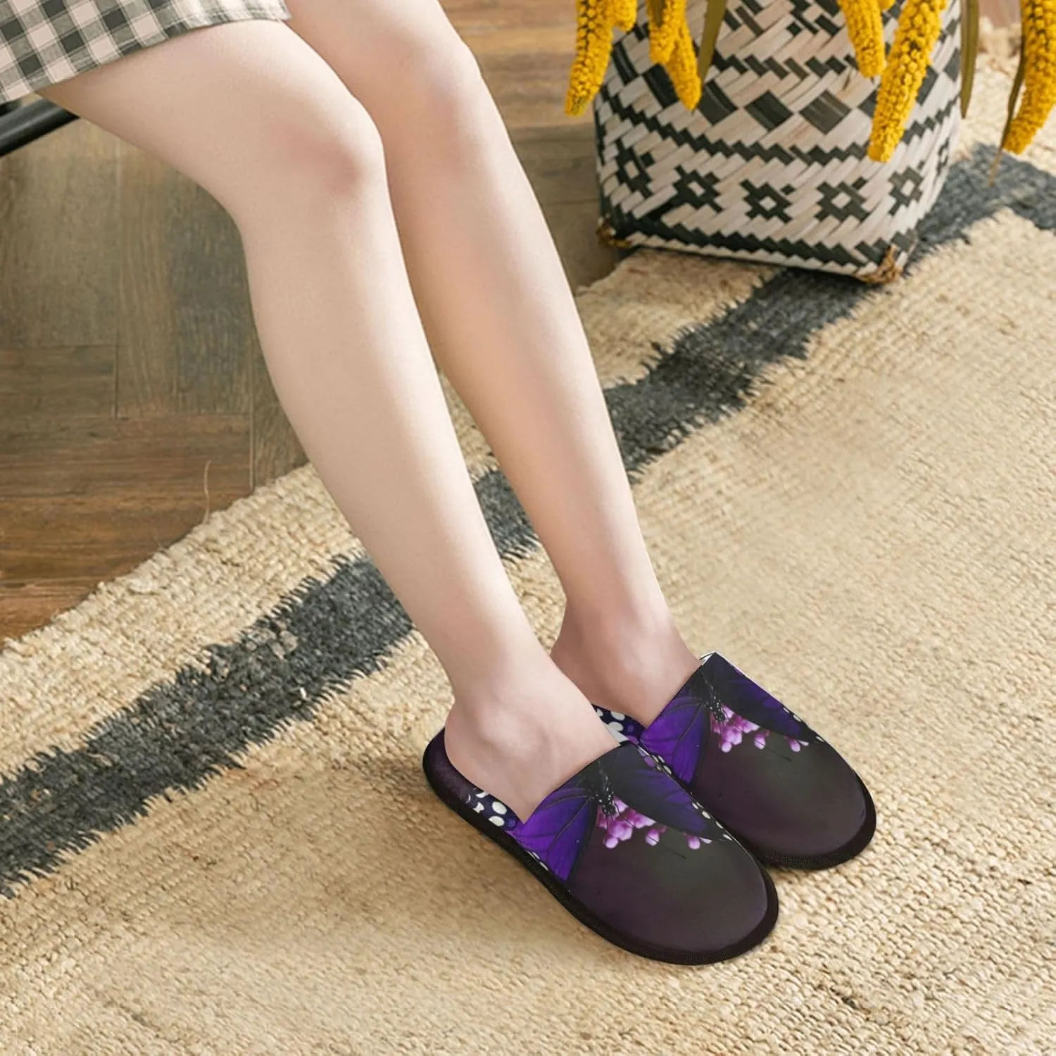 Purple plum butterfly Printed Slippers Cozy Indoor Slide Unisex House Slippers Soft Plush Slip-on Slippers