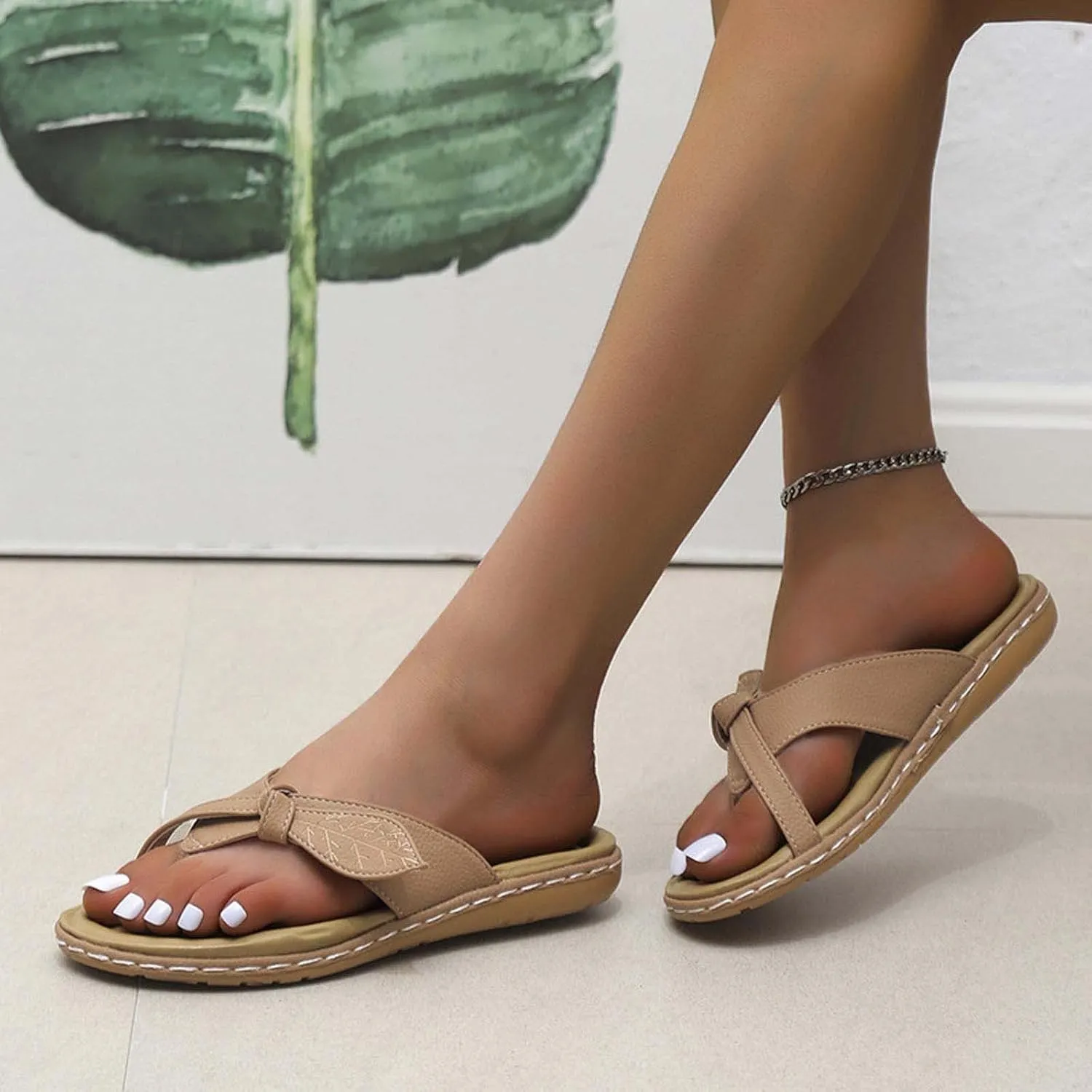 Sandals Women Dressy Summer Flat Leaves Twisted Straps Thong Clip Toe Flip Flops Vintage Lightweight Comfortable Outdoor Ladies Beach Shoes Slippers