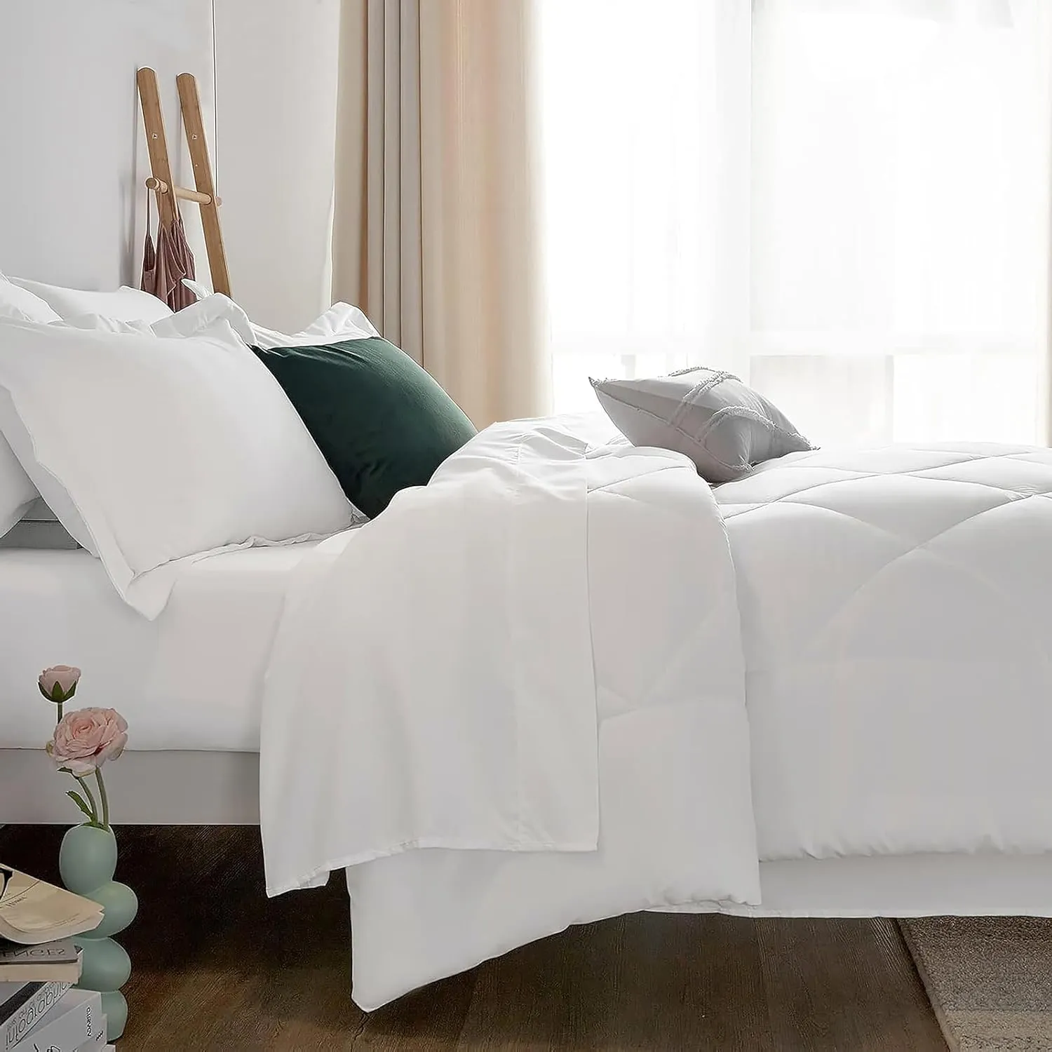 Sleepdown 5 Piece Bed in a Bag Twin Comforter Set with Sheets, All Season Ultra-Soft Lightweight Microfiber Comforter - White, Twin