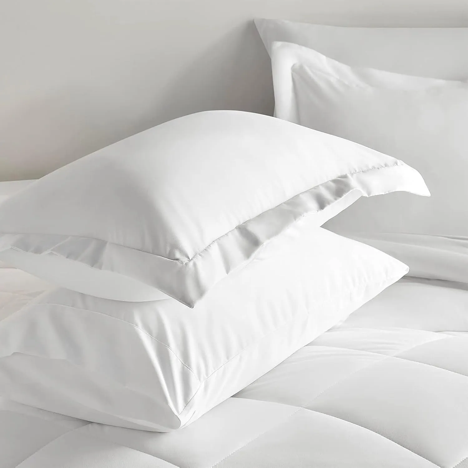 Sleepdown 5 Piece Bed in a Bag Twin Comforter Set with Sheets, All Season Ultra-Soft Lightweight Microfiber Comforter - White, Twin