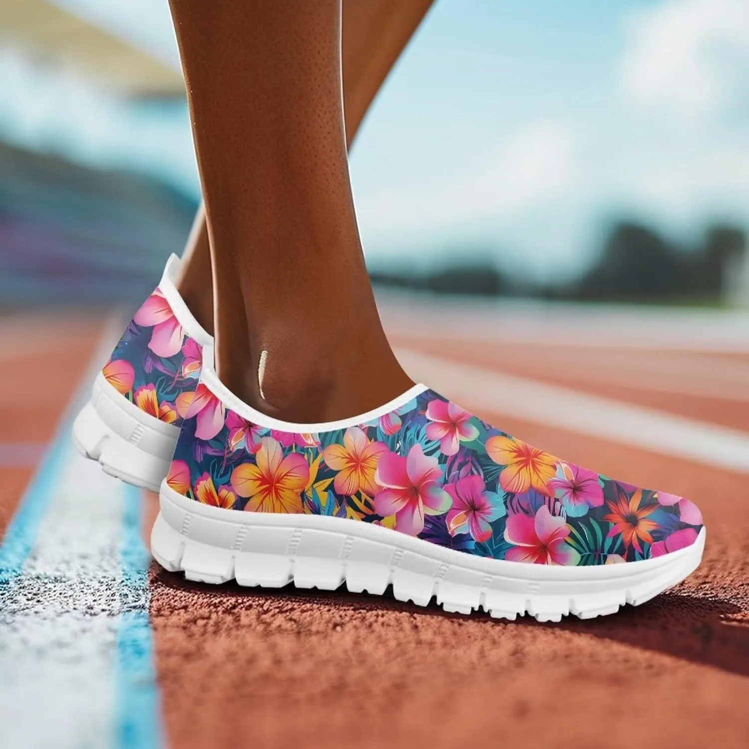 Slip On Shoes for Women Low Cut Non Slip Casual Walking Shoes Lightweight Sports Running Tennis Sneakers US5.5-11.5
