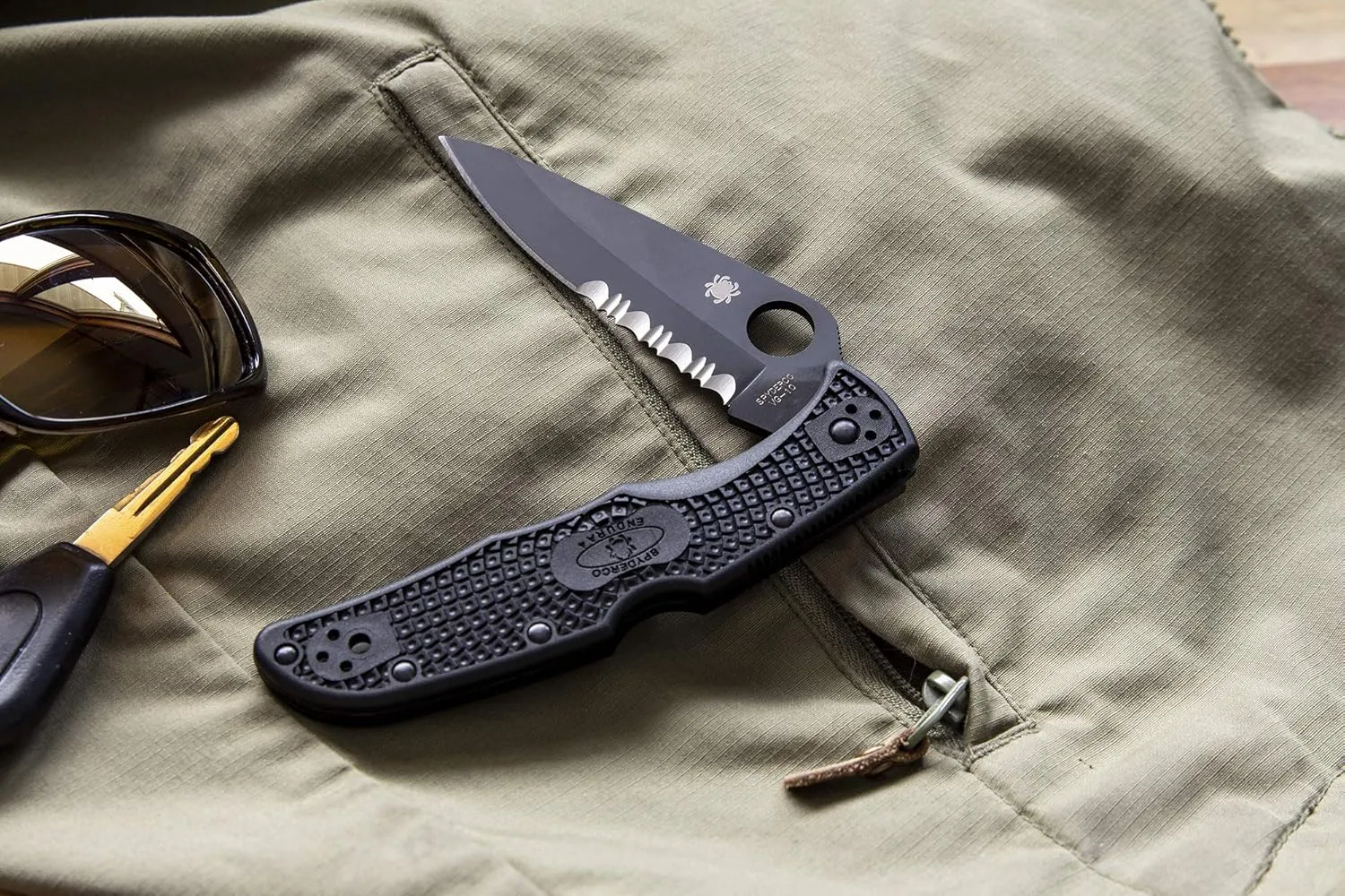 Spyderco Endura 4 Lightweight Signature Knife with 3.80" VG-10 Steel Blade and Black FRN Handle - PlainEdge - C10FPBK