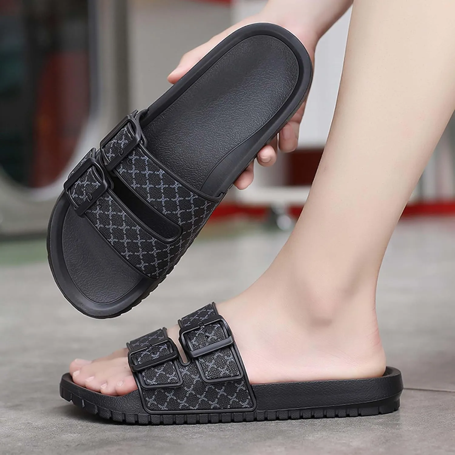 Summer men's fashionable casual slippers sandals soft comfortable breathable beach shoes lightweight