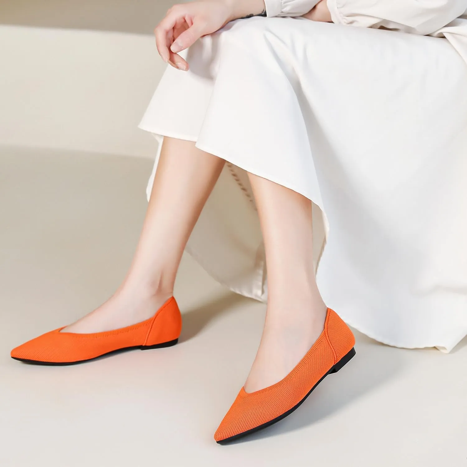 Touchmosees Women's Pointed-Toe Ballet Flats Classic Slip-On Breathable Dress Flats
