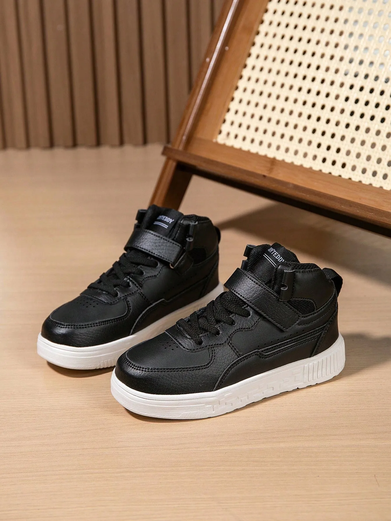 Trendy High-Top Sports Sneakers for Kids - Lightweight, Breathable & Slip-On