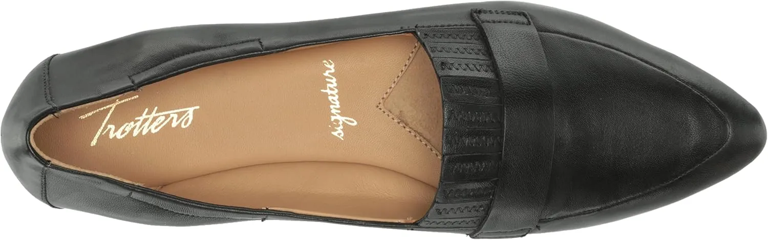 Trotters Women's Emotion Loafer Flat