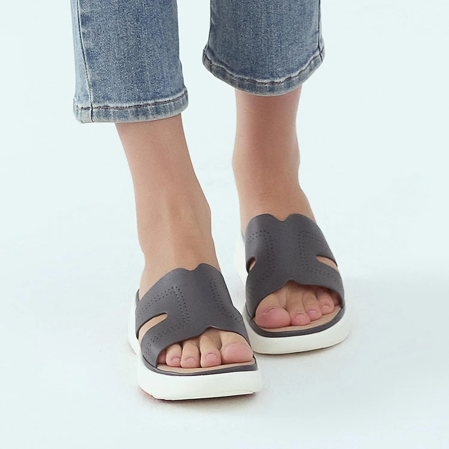 UBFEN Womens Platform Sandals Comfortable Walking Slide Soft Cushioning Footbed Casual Dressy Wedge Sandals