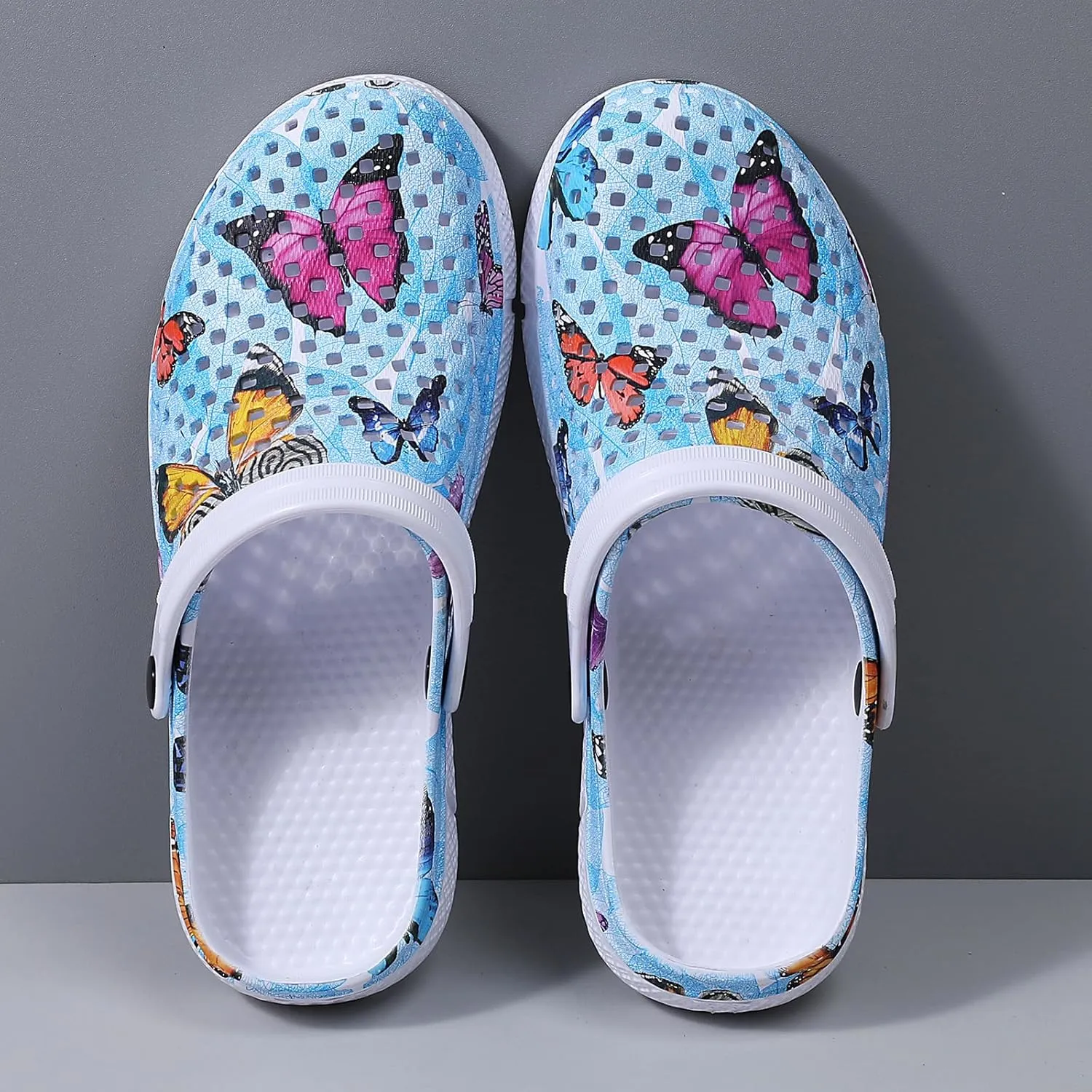 Waterproof Garden Clogs for Women: Classic Comforts - Slip On Lightweight Beach Sandals