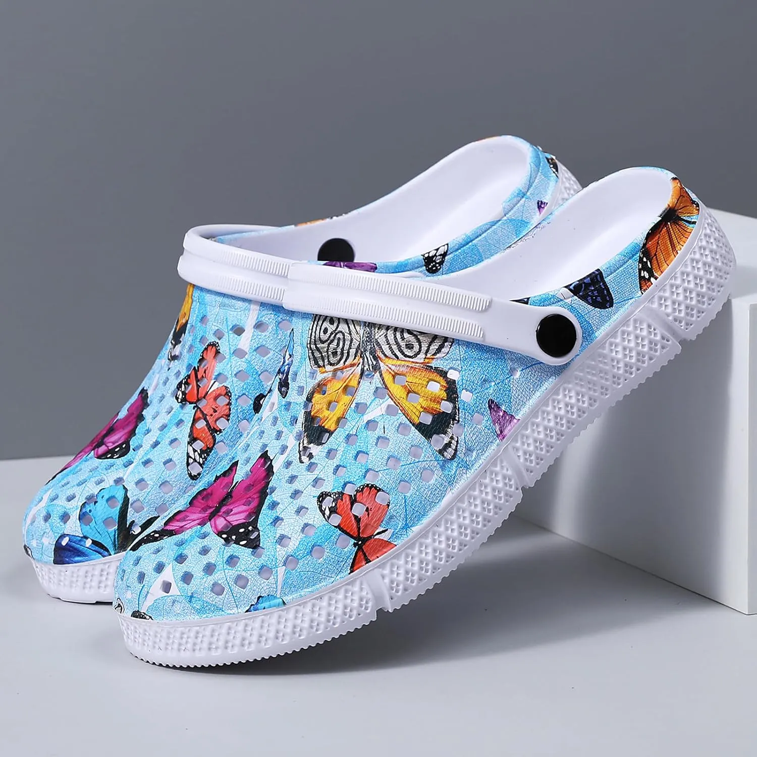 Waterproof Garden Clogs for Women: Classic Comforts - Slip On Lightweight Beach Sandals