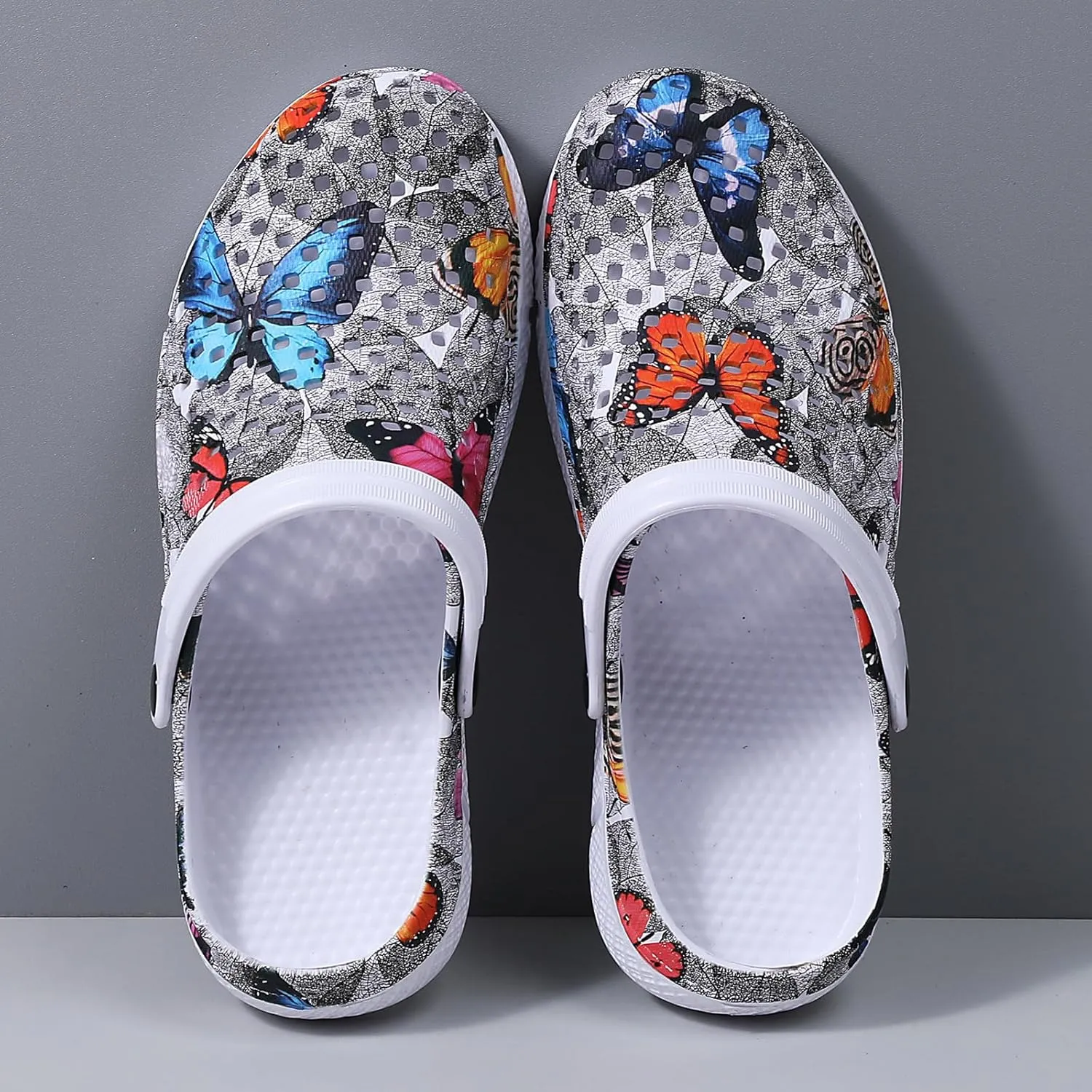 Waterproof Garden Clogs for Women: Classic Comforts - Slip On Lightweight Beach Sandals